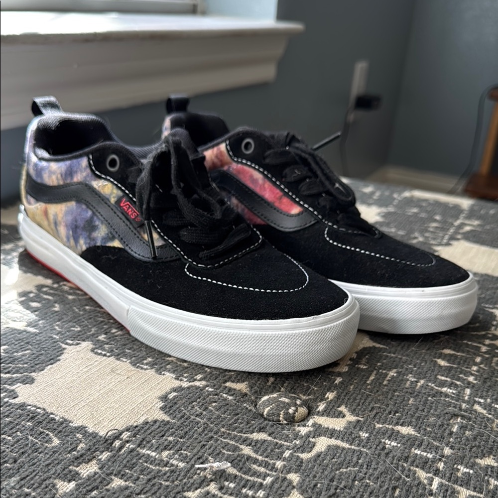 Vans Kylie Walker Tie-dye 
Black and Multicolor Sneakers